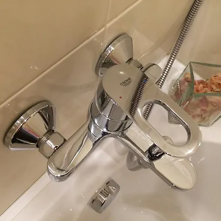Arkhitektorska Apartman *